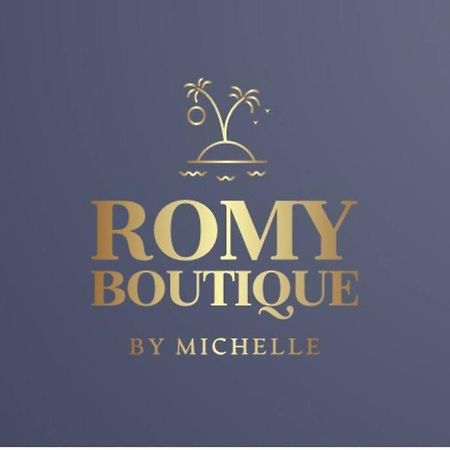 Romy Boutique Apartment เนทันยา ภายนอก รูปภาพ