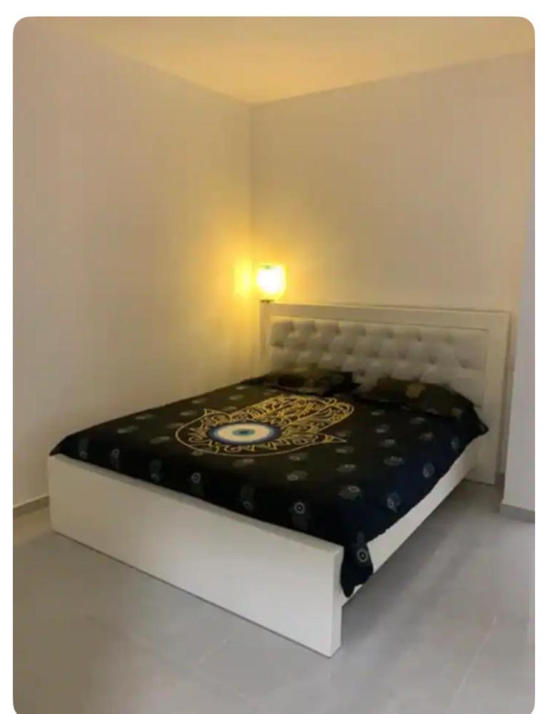 Romy Boutique Apartment เนทันยา ภายนอก รูปภาพ